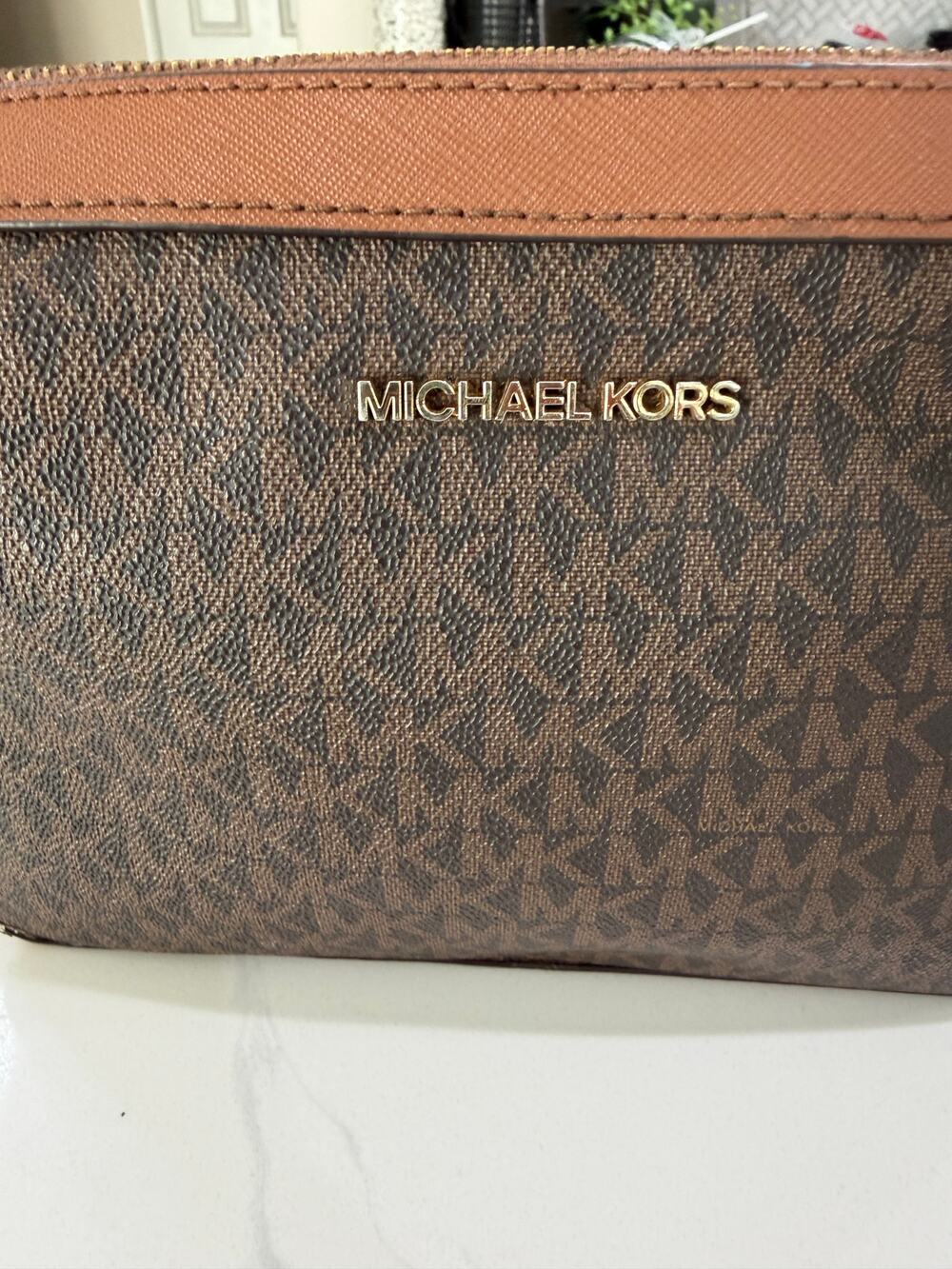 Michael Kors Brown Logo Handbag – Gold Chain Detail – Great Condition